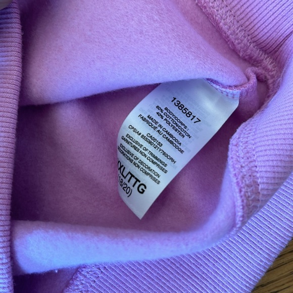 Champion Sweater - Picture 7 of 8